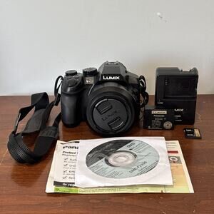 PANASONIC LUMIX DMC-FZ300 Digital Camera Black EUC Accessories Battery Charger